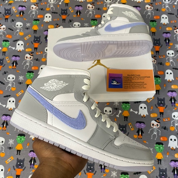 Jordan Shoes - Nike Air Jordan 1 Mid White Wolf Grey Aluminum